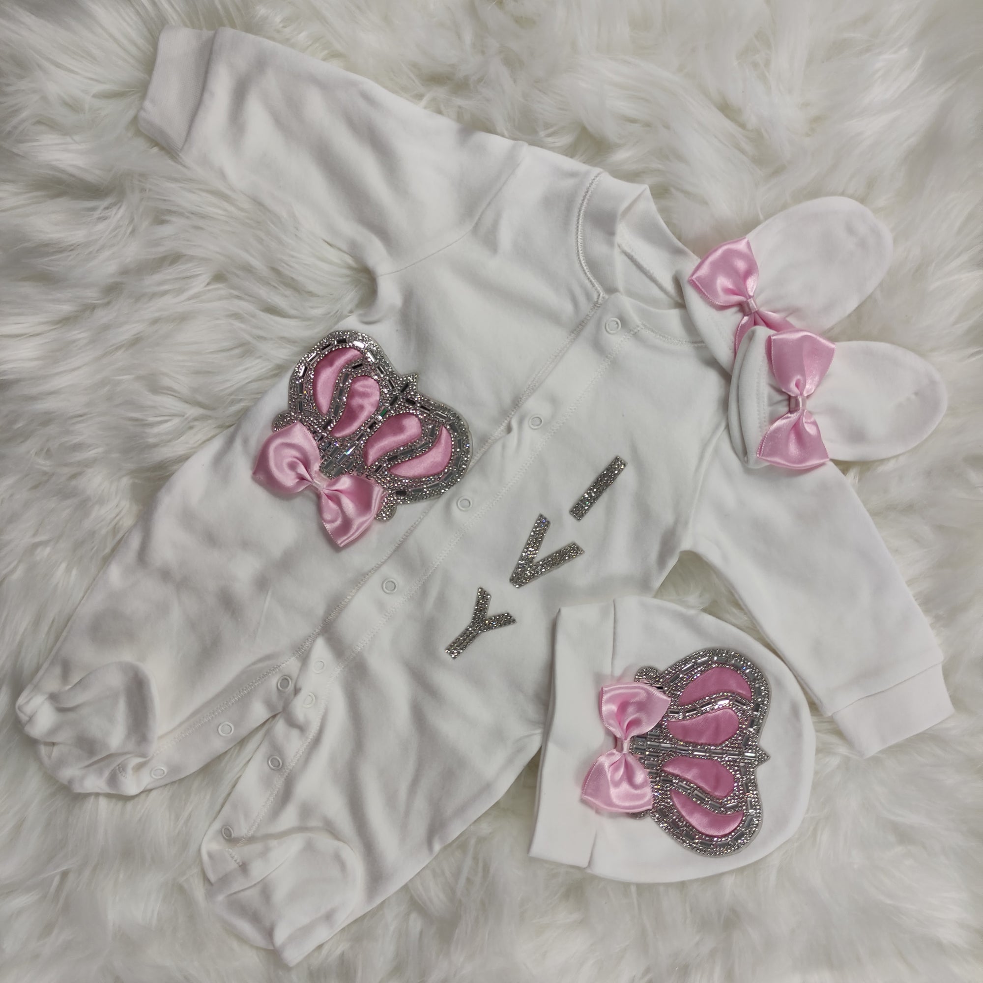 CUSTOM 3 PIECES WHITE AND PINK SET